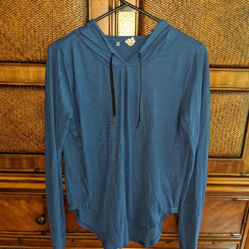 Under armor long sleeve workout shirt.